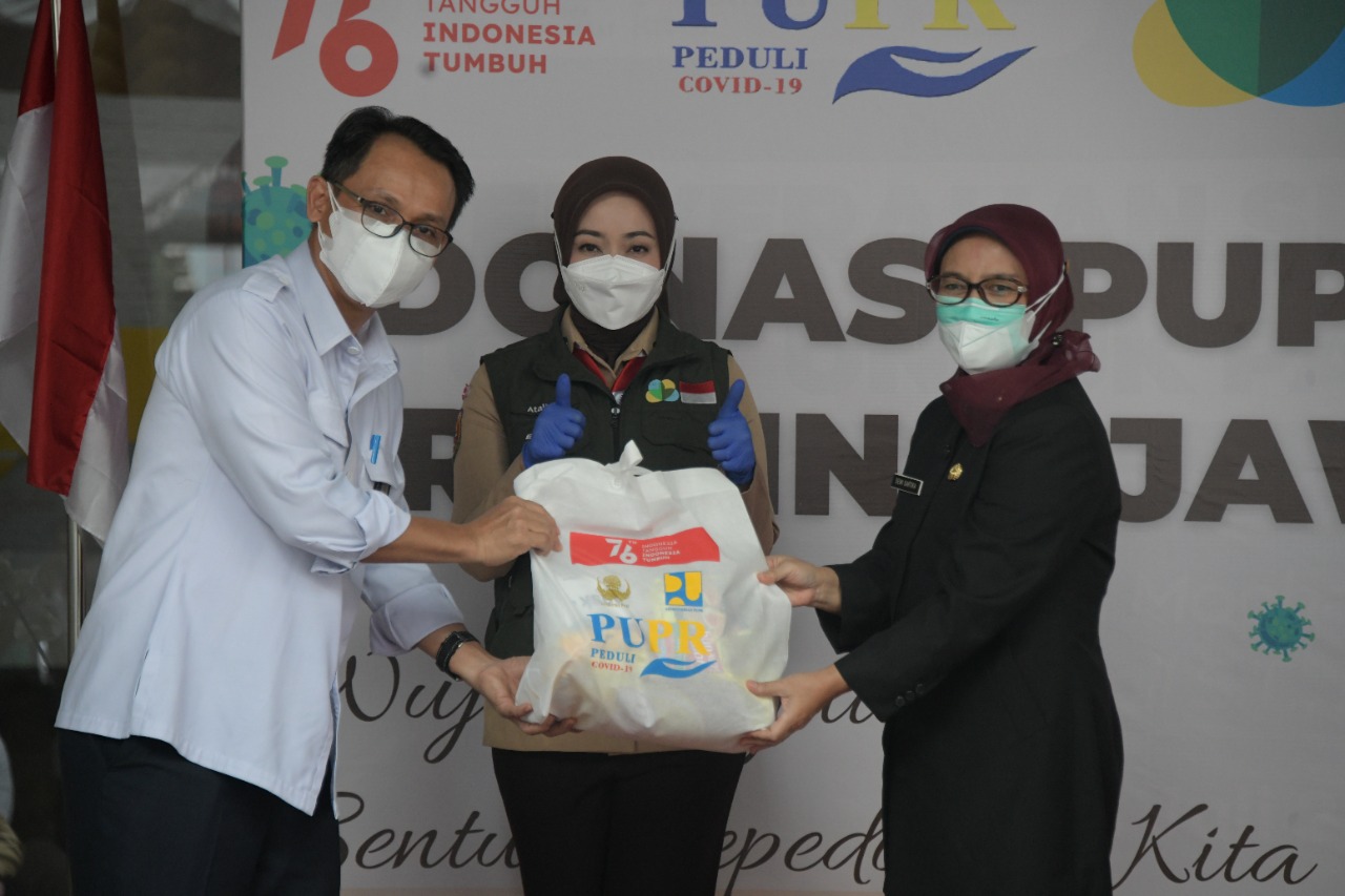 Jabar Bergerak Terima 749 Paket Donasi dari Kementerian PUPR