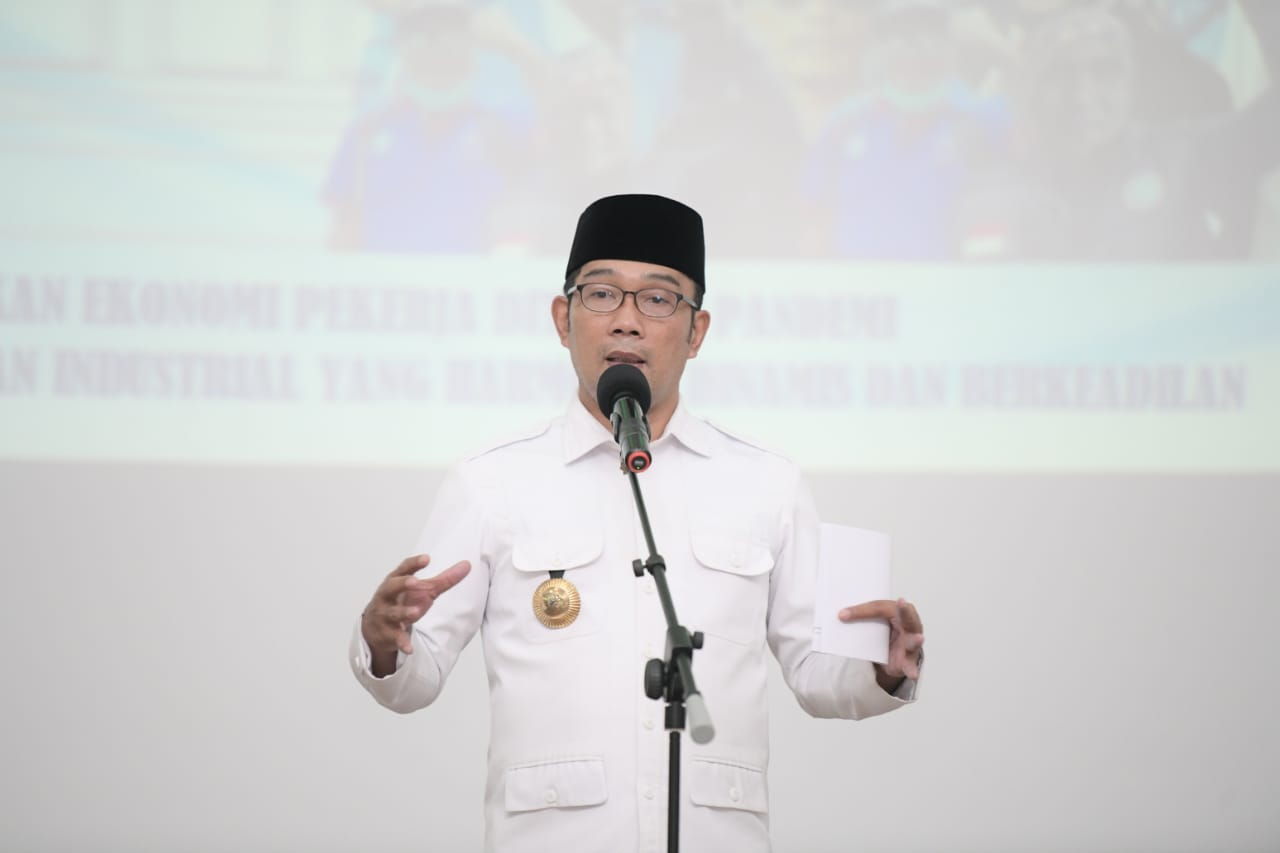 Kesejahteraan Buruh dan Industri Harus Adil