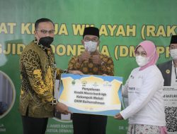 Ridwan Kamil Dorong Masjid Kembangkan ‘Kencleng Digital’