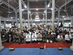 Umat Muslim Kota Bandung Diizinkan Salat Tarawih di Masjid, Ini Syaratnya