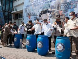 Pemkot Bandung Musnahkan 4 Juta Batang Rokok dan Barang Ilegal