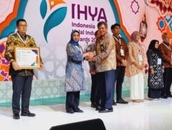 Bio Farma Raih Best Corporate Achievement on Halal Innovation di Ajang IHYA