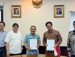 Indofarma dan Suntory Garuda Beverage Kerjasama Olah 100 Ton Daun Teh Lokal Indonesia