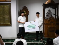 Penjabat Gubernur Bey Machmudin Tarling di Masjid Al Mizan Kejati Jabar