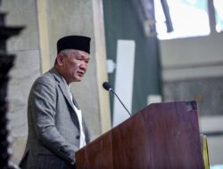 Idulfitri 1445 H, Pj Wali Kota Bandung : Mari Syukuri Momen Penuh Kenikmatan