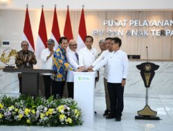 Bey Machmudin Dampingi Presiden Jokowi Resmikan Gedung Pusat Pelayanan Kesehatan Ibu dan Anak RSHS