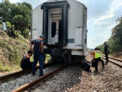 KAI Daop 2 Bandung Sampaikan Permohonan Maaf Atas Gangguan Perjalanan Akibat Anjloknya KA Commuter Line Walahar