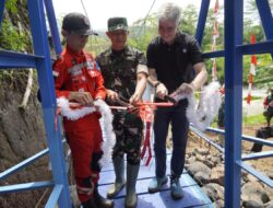 Kasdam III/Slw Resmikan Jembatan Gantung Sungai Cikandang Garut