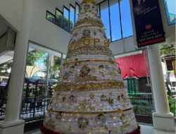 Nataru Bersama KAI, Stasiun dan Kereta Dibalut Nuansa Khas Natal