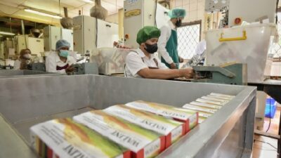 Mendag Budi Santoso Tinjau Industri Hilir Teh PTPN VIII