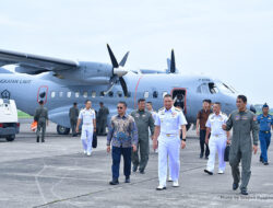 Royal Thai Navy Demo Flight Pesawat Produksi PTDI, CN235-220 Milik Puspenerbal di Surabaya