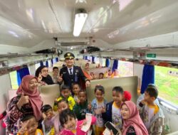 KAI Daop 2 Bandung bersama Astrajingga Creatif Kenalkan Transportasi Umum Kereta Api pada Anak di Kota Tasikmalaya