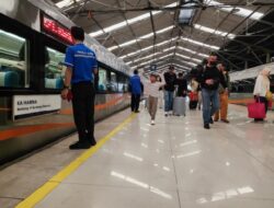 Kedatangan KA Harina di Stasiun Bandung Alami Keterlambatan, PT KAI Daop 2 Bandung Sampaikan Permohonan Maaf
