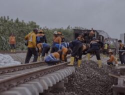 KAI Gerak Cepat Pulihkan Jalur Terdampak Banjir Sungai Tuntang