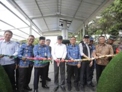 Penjabat Wali Kota Bandung Resmikan Operasional TPST Motah Bakul Agamis dan Pengiriman Perdana RDF Ke PT. Indocement
