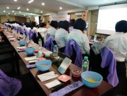 Tingkatkan Service Excellence, KAI Wisata Adakan Beauty & Handsome Classess Bagi Petugas Frontliner KAI Commuter
