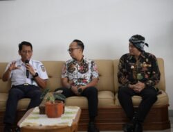 Dirut KAI Tinjau Posko Angkutan Lebaran dan Bahas Pengembangan Stasiun dengan Walikota Tasikmalaya
