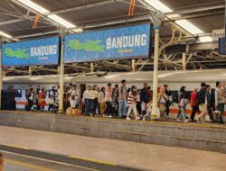 Puncak Arus Mudik, Hampir 18 Ribu Pelanggan Berangkat dengan Kereta Api dari wilayah Daop 2 Bandung