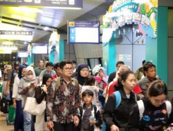 KAI Daop 2 Bandung Layani 828 Ribu Pelanggan dengan Zero Accident Selama 22 Hari Angkutan Lebaran 2025