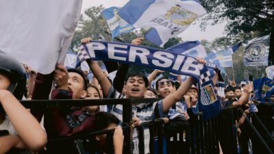 Beri Dukungan Penuh untuk Persib, Farhan: Hari Ini Kita Menang, Back to Back Semakin Dekat!