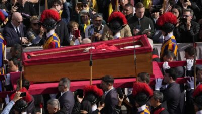 Paus Fransiskus akan Dimakamkan di Lapangan St. Peter, President Trump dan Presiden Volodymyr Zelenskyy Turut Hadir