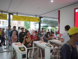 Hari Ketiga Libur Lebaran, Pengguna Commuter Line Bandung Raya Masih Tinggi