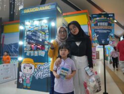 Fasilitas Photo Box Gratis di Stasiun Bandung Diminati Pelanggan untuk Abadikan Momen Mudik