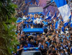 Farhan Sebut Bobotoh Paling Berhak Merayakan Gelar Juara Persib