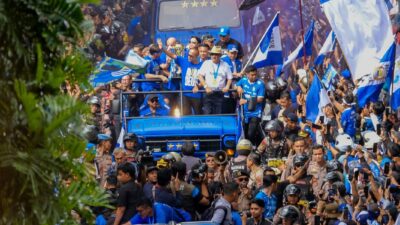 Farhan Sebut Bobotoh Paling Berhak Merayakan Gelar Juara Persib
