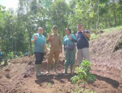 Dukung SDGs dan Net Zero Emission, Bio Farma Hadirkan Program Ecoforestry dan Vaksinasi di Kabupaten Ciamis