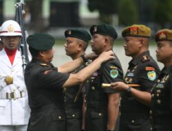 Pangdam III/Siliwangi Pimpin Sertijab Danyonif 300/BJW dan Danyonarmed 5/PG
