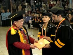 Di Akhir Masa Jabatannya, Rektor UPI Prof. Dr. H. M. Solehuddin Mewisuda 2.395 Lulusan Program D3 Hingga S3