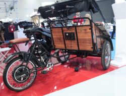 Transportasi Tradisional Dikemas Modern, Len Kenalkan Becak Listrik Blist di Indo Defence 2024