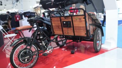 Transportasi Tradisional Dikemas Modern, Len Kenalkan Becak Listrik Blist di Indo Defence 2024