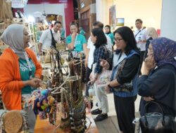 Produk Pasar Kreatif Bandung 2025 Pikat Wisatawan Mancanegara