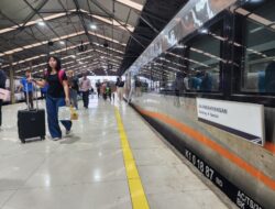 Imbas Gangguan Perjalanan Commuter Line di Stasiun Jakartakota, KAI Daop 2 Bandung Batalkan Perjalanan KA 137 Parahyangan Relasi Bandung – Gambir