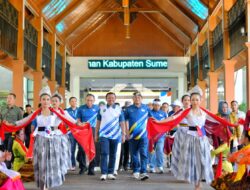 Ratusan Atlet Paragliding Dunia Adu Kepiawaian di Langit Sumedang