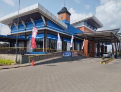 54 Stasiun Layani Operasional Kereta Api di Wilayah Daop 2 Bandung