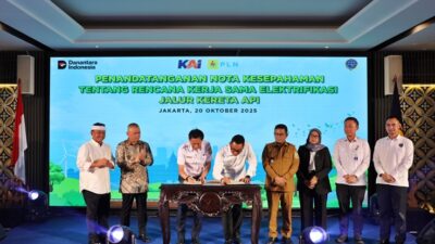 Percepatan Elektrifikasi Jalur Kereta Api Nasional, PLN dan KAI Tandatangani Nota Kesepahaman