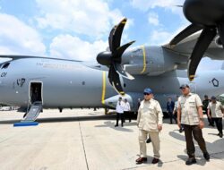 Presiden Prabowo Serahkan Airbus A400M/MRTT Alpha 4001 kepada Panglima TNI