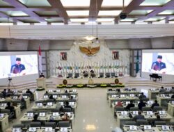 DPRD Jawa Barat Gelar Rapat Paripurna Penyampaian Pandangan Umum Fraksi-Fraksi terhadap 2 Ranperda
