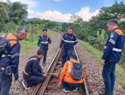 Jelang Angkutan Nataru 2025/2026, KAI Daop 2 Bandung Intensifkan Pemeriksaan Prasarana