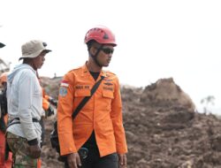 Dinkes Jabar Siapkan Suntik Anti Tetanus Bagi Relawan Longsor Cisarua KBB