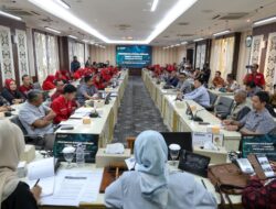 Komisi I dan Komisi III DPRD Jabar Terima Audiensi Guru ASN dan Pensiunan yang Jadi Debitur Bank BJB