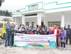Bio Farma Salurkan 1.650 Paket Sembako Ramadhan Bagi Warga Kecamatan Sukajadi Kota Bandung dan Cisarua Kabupaten Bandung Barat