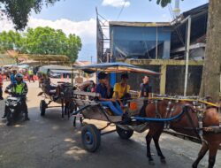 Masa Arus Mudik Lebaran, Dedi Mulyadi Berikan Kompensasi Rp1,4 juta Kepada Penarik Becak di Cirebon