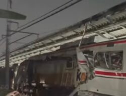 Insiden Operasional KA di Stasiun Bekasi Timur, 240 Penumpang KA Argo Bromo Anggrek Selamat dan 4 Penumpang Commuter Line Meninggal