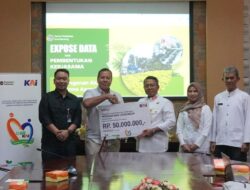 KAI Daop 2 Bandung Salurkan Bantuan Lebih dari Rp1,1 Miliar Melalui Program TJSLTahun 2025