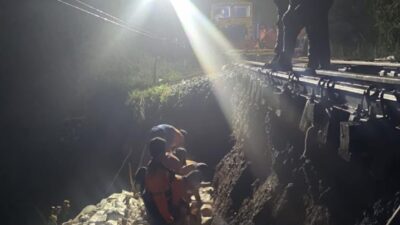 Hujan Deras Kembali Gerus Jalur KA di Petak Cibeber–Lampegan, Perjalanan KA Siliwangi Dibatalkan Demi Keselamatan