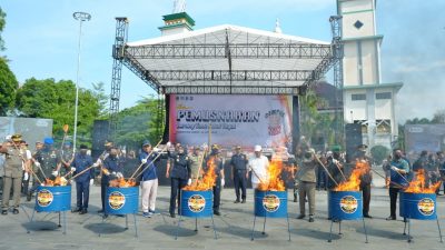 Lebih dari 44 Juta Batang Rokok Ilegal Hasil Penindakan di Jabar Dimusnahkan